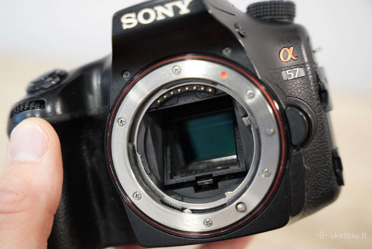Fotoaparatas Sony A57 + 5 objektyvai ir aksesuarai - nuotraukos Nr. 9