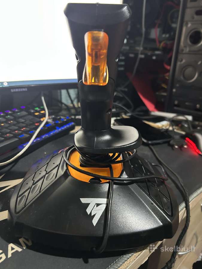 Skraidymo simulatoriu joystick thrustmaster - nuotraukos Nr. 2