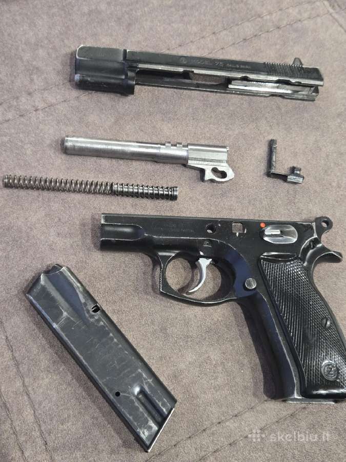 Pistoletas Cz 75 (Su Gedimino stulpais) - nuotraukos Nr. 5