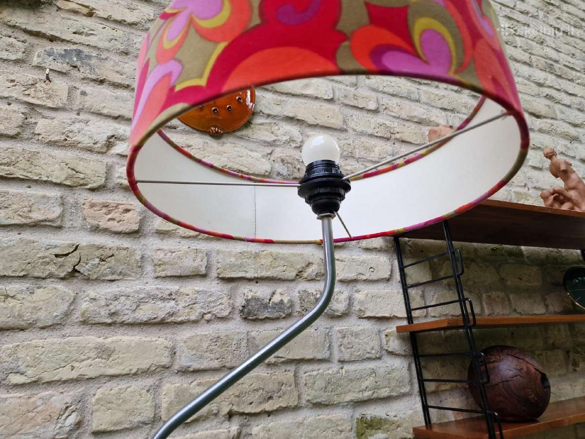 Vintažinis mid century toršeras su staliuku - nuotraukos Nr. 11