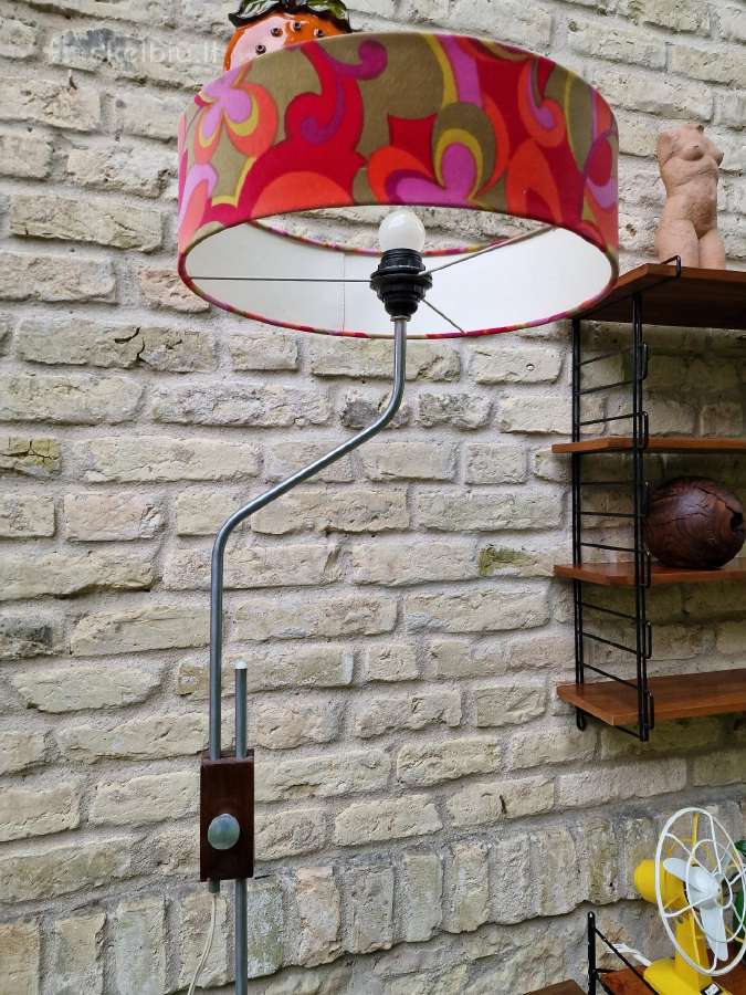 Vintažinis mid century toršeras su staliuku - nuotraukos Nr. 12