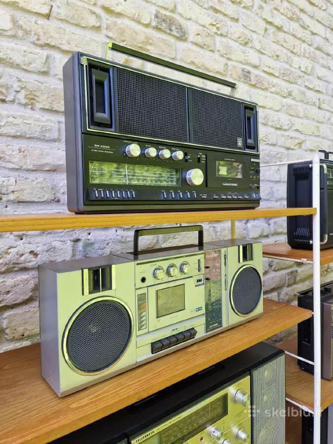 Vintažinės 8-9 dešimtmečių nešiojamos magnetolos - nuotraukos Nr. 7