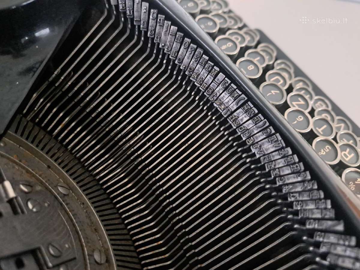 Antikvarine Triumph spausdinimo masinele 1939 - nuotraukos Nr. 10