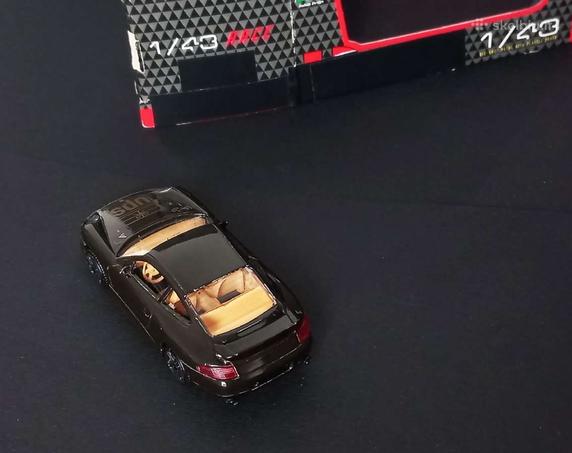 Bburago Porsche 911 Carrera (Ups) 1:43 - nuotraukos Nr. 9