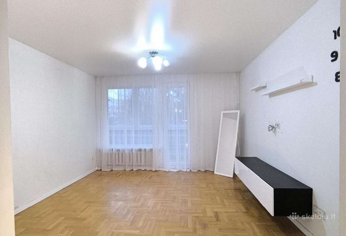 Išnuomojamas trijų kambarių butas - nuotraukos Nr. 3