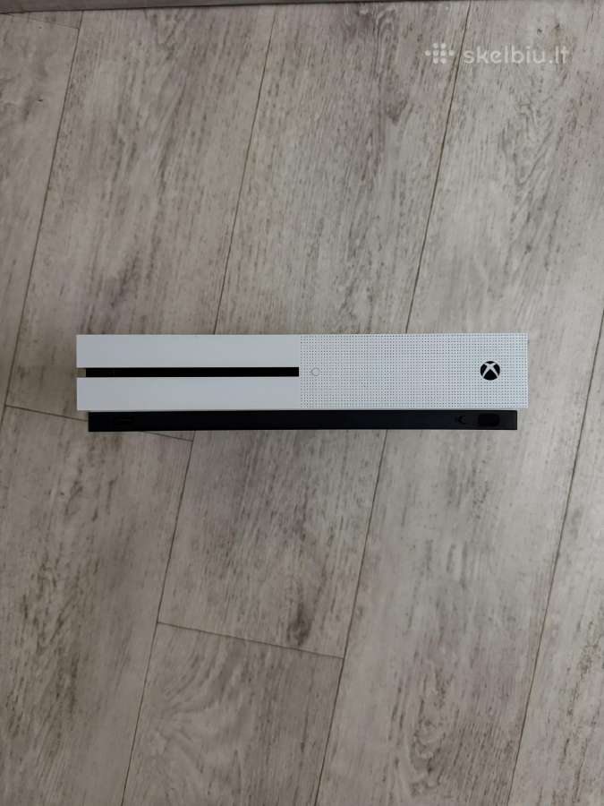 Parduodu xbox one s koncole su 2 pulteliais - nuotraukos Nr. 2