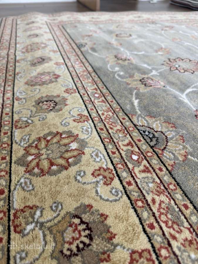 Naujas klasikinis kilimas - nuotraukos Nr. 3