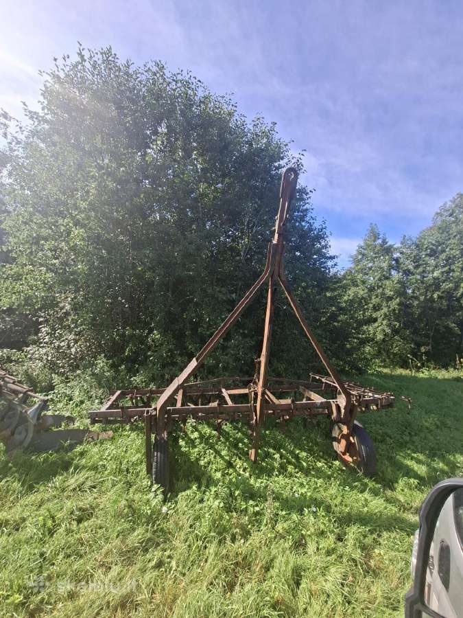 T16 dirbantis su dokumentais,vairas lengvas. - nuotraukos Nr. 5
