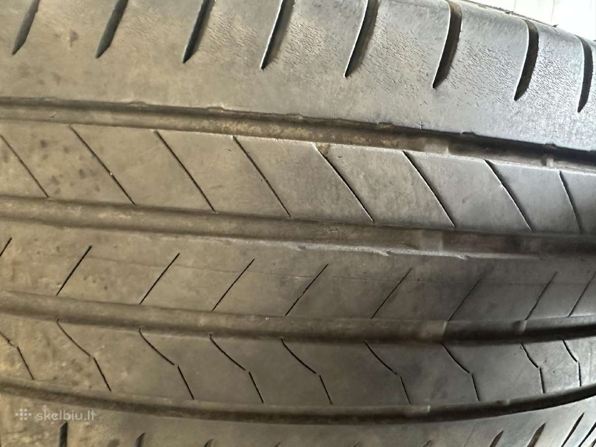 225/65 R17 Bridgestone vasarines padangos - nuotraukos Nr. 3