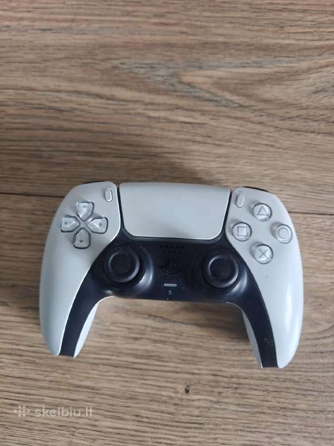 Ps5 slim su diskasukiu - nuotraukos Nr. 4