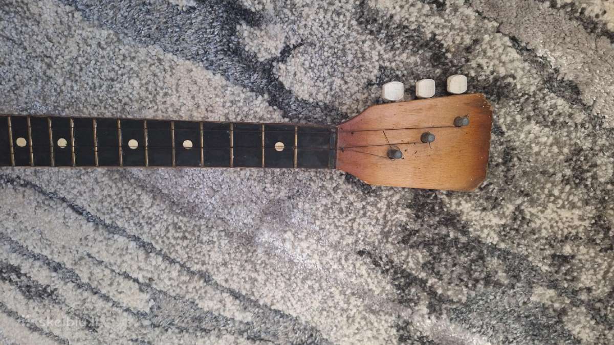 Balalaika Moskva 80 - nuotraukos Nr. 5