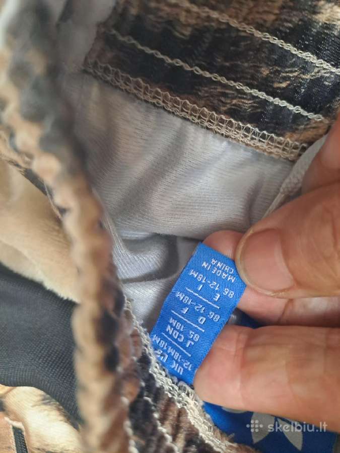 Vaikiškas adidas kostiumėlis - nuotraukos Nr. 3