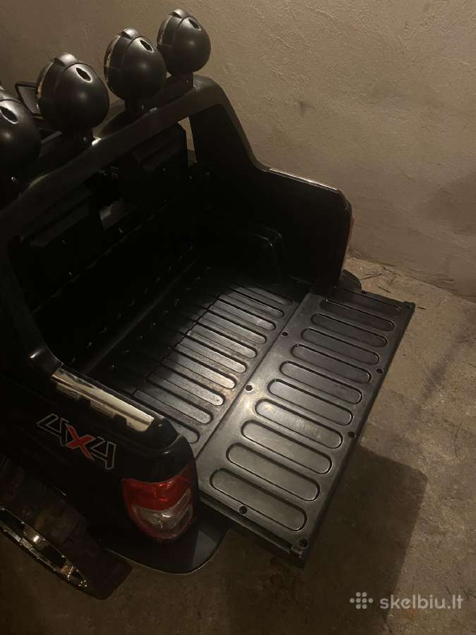 Vaikiškas Ford Ranger elektrinis automobilis - nuotraukos Nr. 6