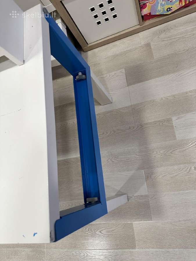 Atiduodu Ikea vaikiškas stalas Ir Kėdė - nuotraukos Nr. 2