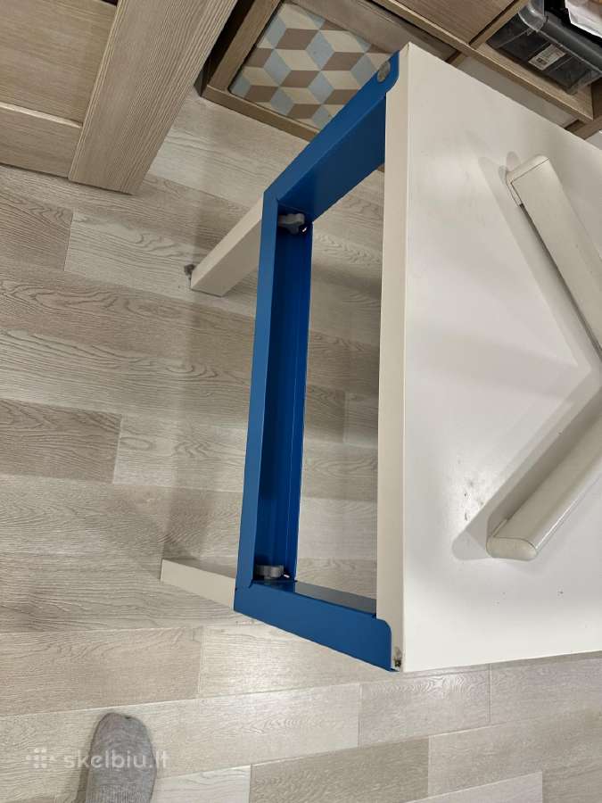Atiduodu Ikea vaikiškas stalas Ir Kėdė - nuotraukos Nr. 3