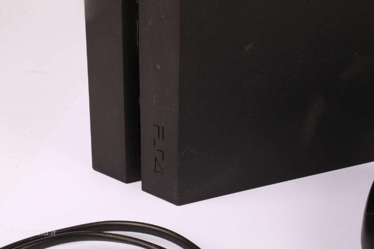 Sony Ps4 su 2 zaidimais - nuotraukos Nr. 3