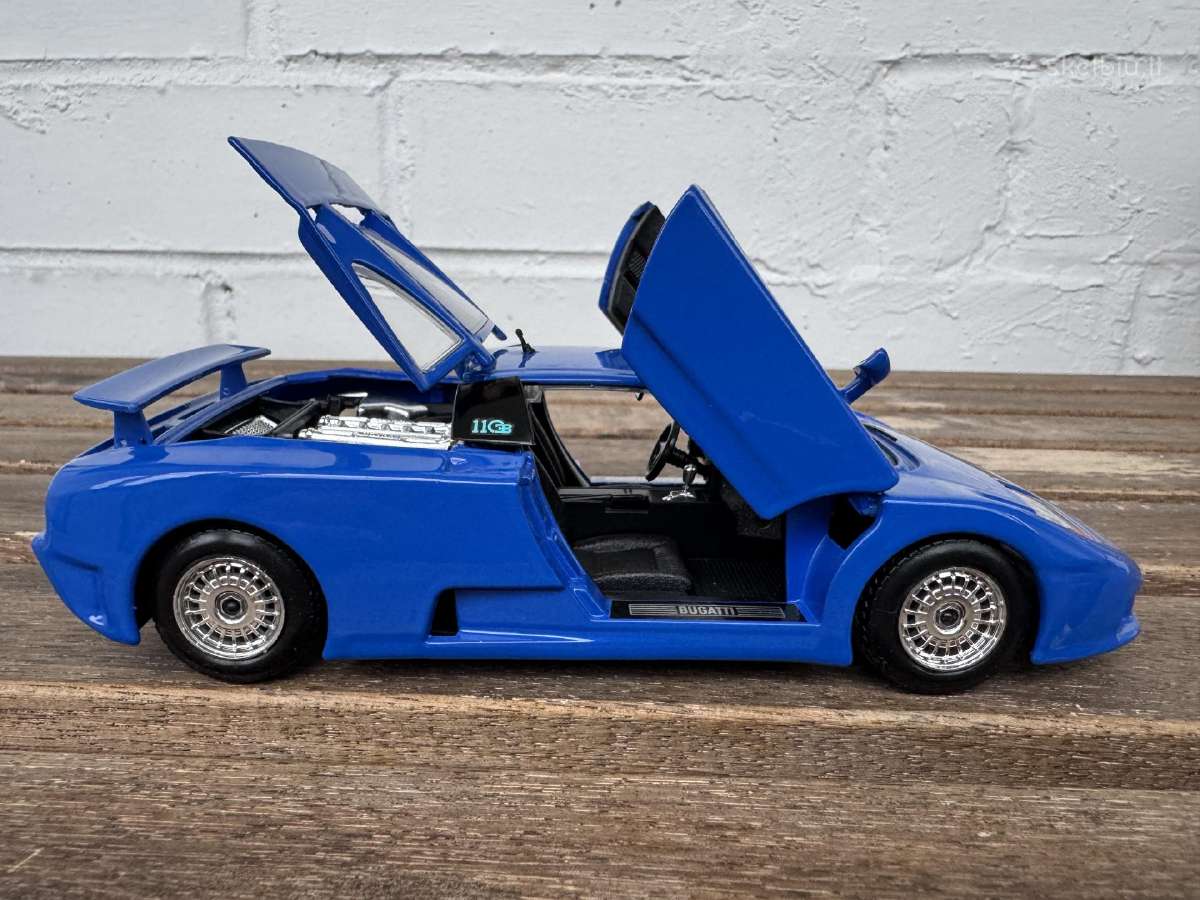 Burago 1:24 modeliukai - nuotraukos Nr. 3