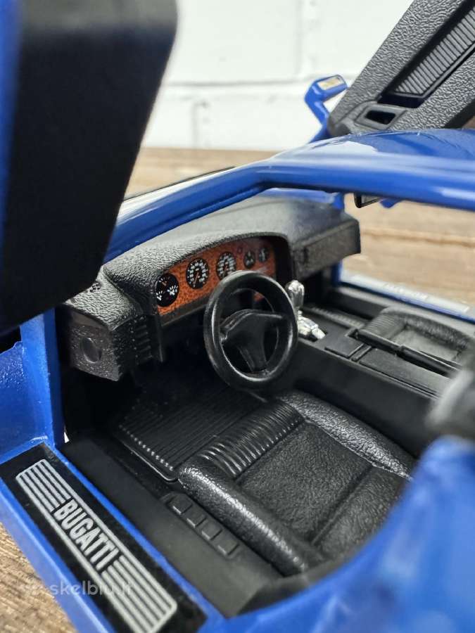 Burago 1:24 modeliukai - nuotraukos Nr. 11