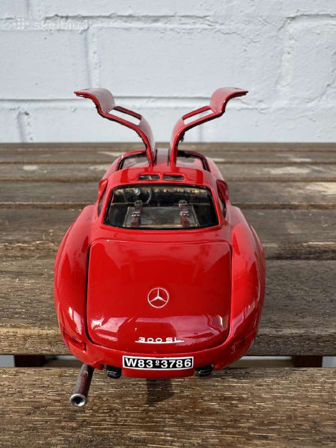Burago 1:24 modeliukai - nuotraukos Nr. 22