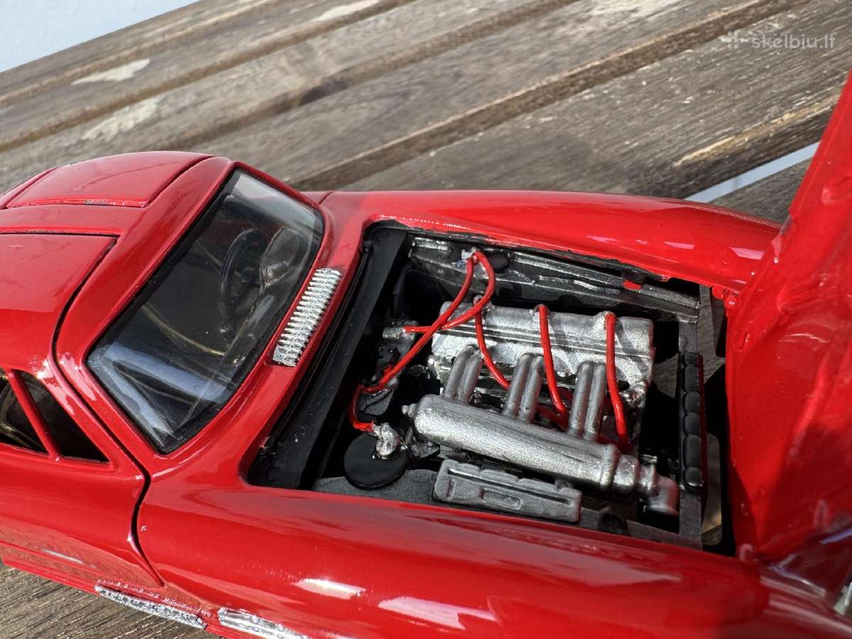 Burago 1:24 modeliukai - nuotraukos Nr. 27