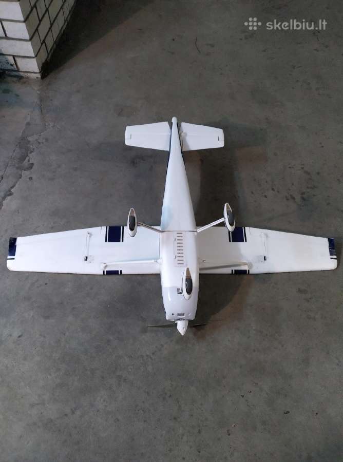 Cessna 182 Skytrainer lektuvas 1400mm - nuotraukos Nr. 9