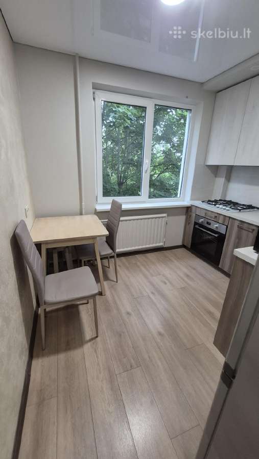 Išnuomuojamas suremontuotas 2 kambarių butas - nuotraukos Nr. 3