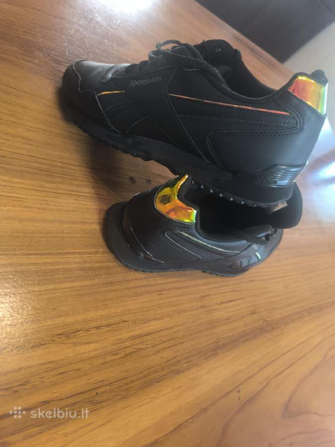 Reebok - nuotraukos Nr. 2