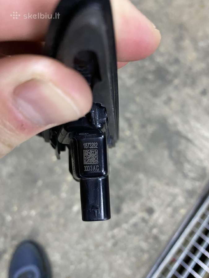 Tesla posukis kamera kaires puses - nuotraukos Nr. 4