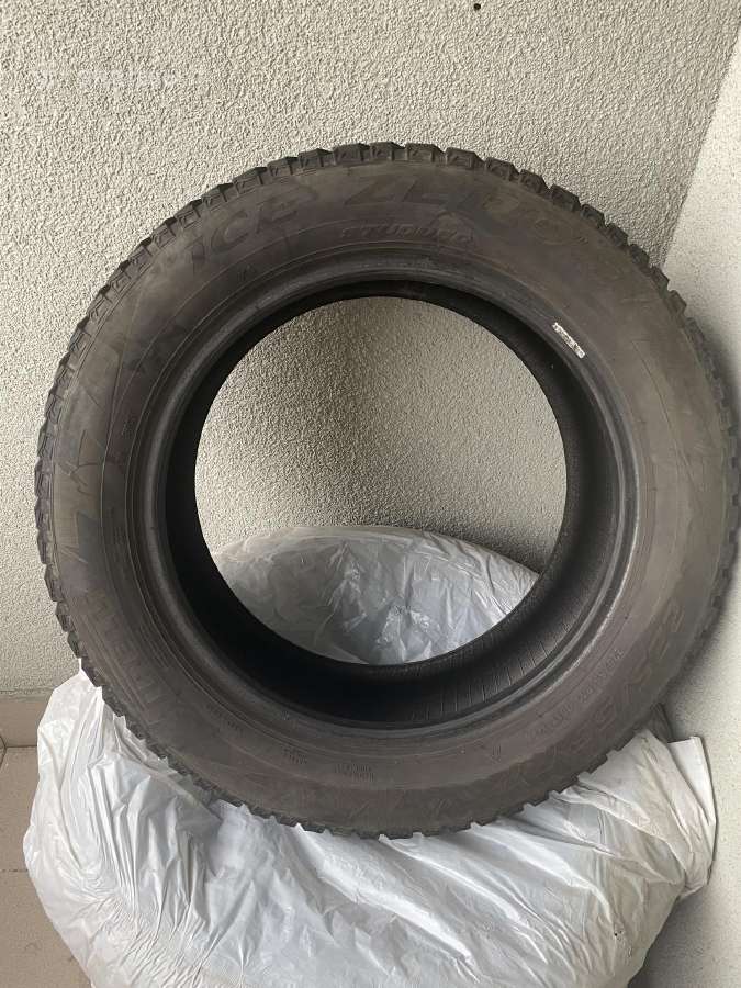 Pirelli Winter Ice Zero 2 225/55 R17 – dygliuotos - nuotraukos Nr. 2