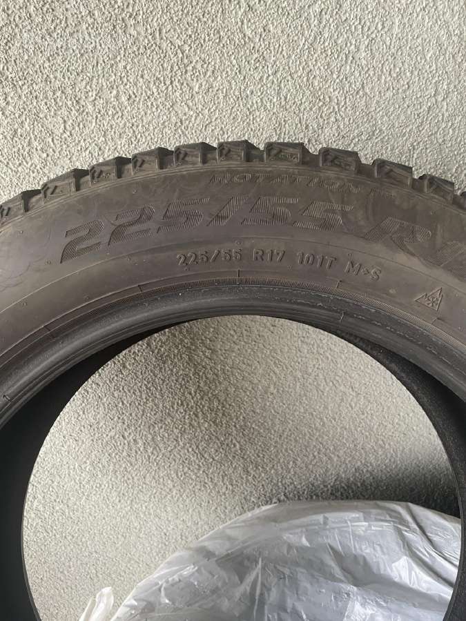 Pirelli Winter Ice Zero 2 225/55 R17 – dygliuotos - nuotraukos Nr. 3