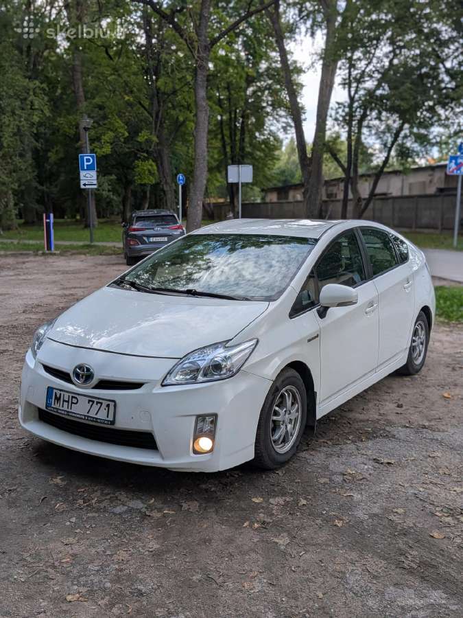 Toyota Prius, 1.8 l, Hečbekas 2010 - nuotraukos Nr. 13