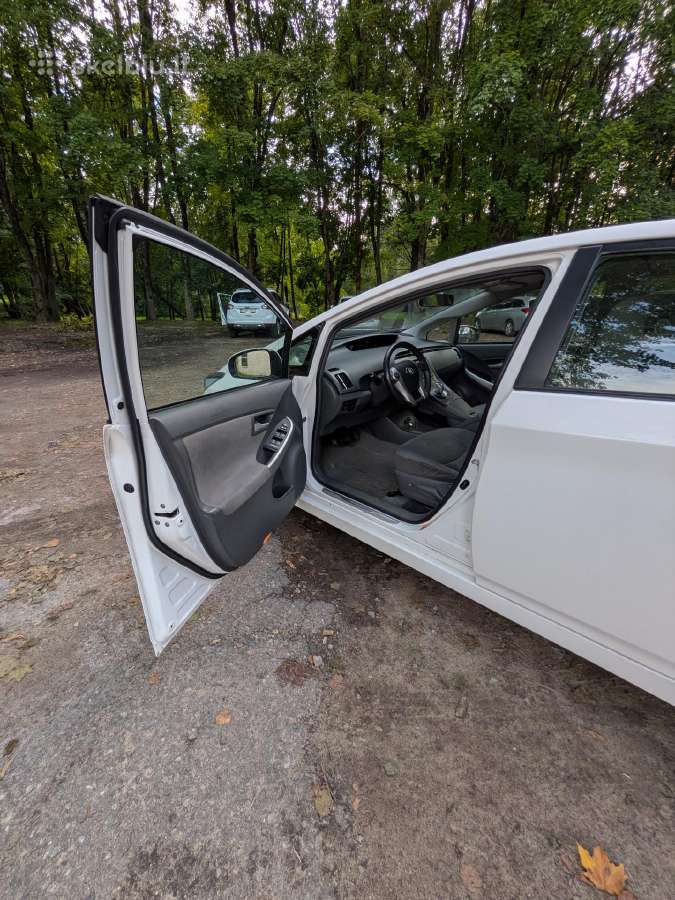 Toyota Prius, 1.8 l, Hečbekas 2010 - nuotraukos Nr. 19