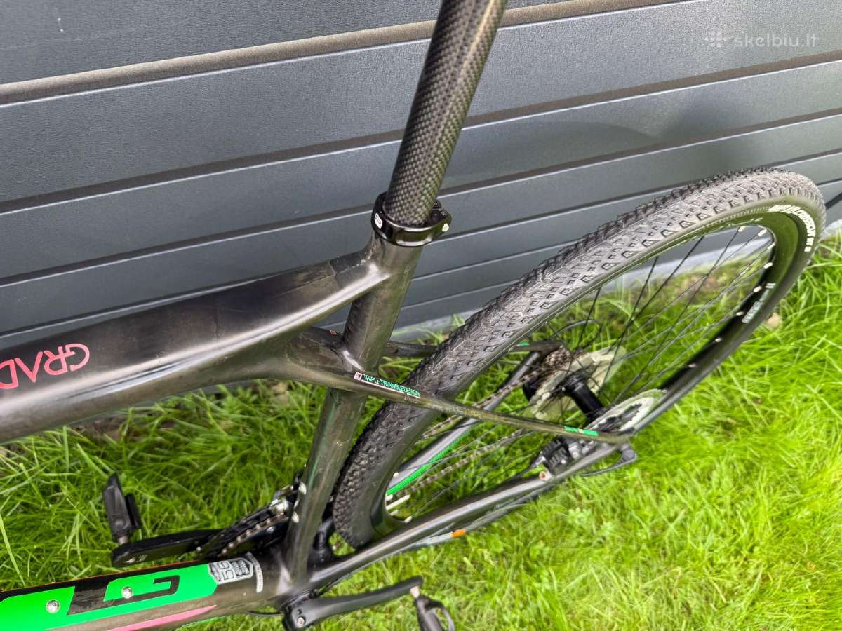GT (carbon) - nuotraukos Nr. 2