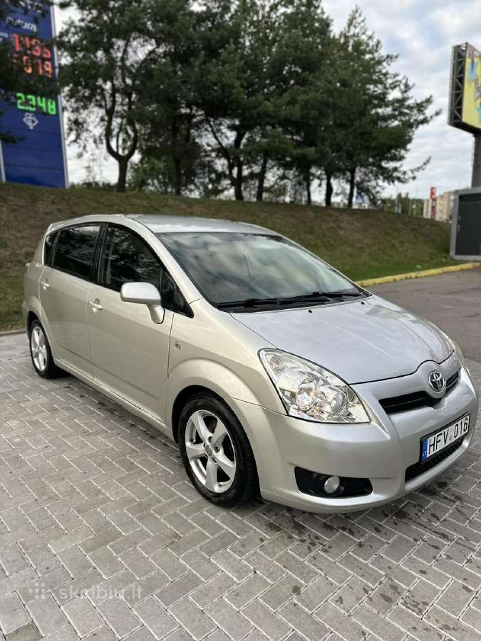 Automobilio Toyota Prius nuoma su Dujom 100 - nuotraukos Nr. 17