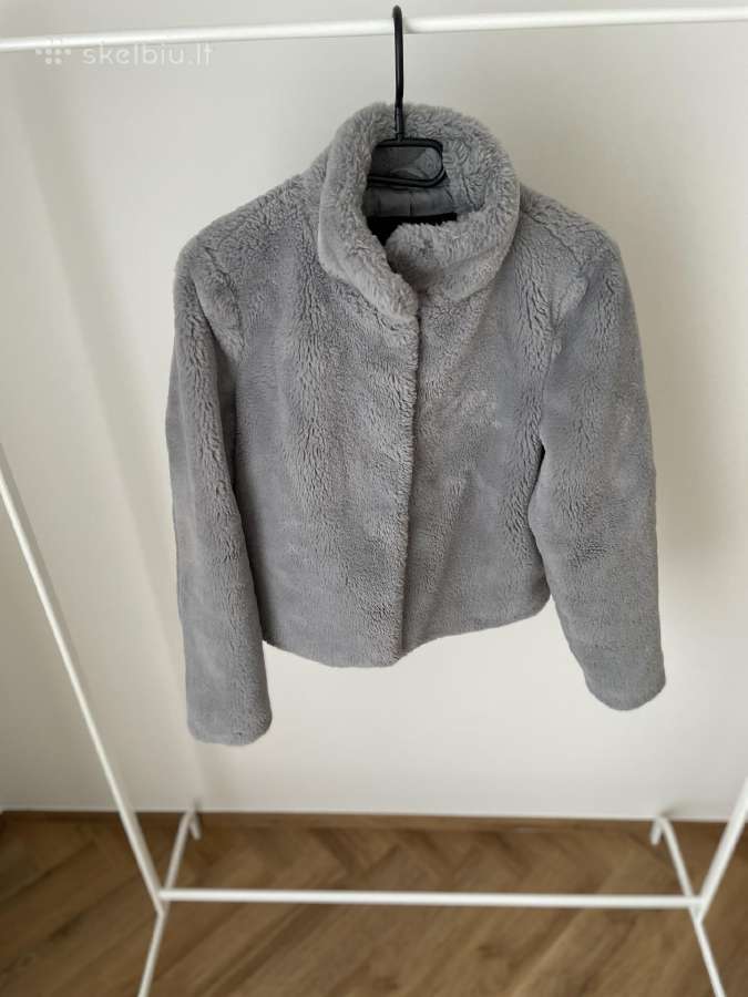 Vero Moda pilka dirbtinio kailio striukė S dydis - nuotraukos Nr. 4