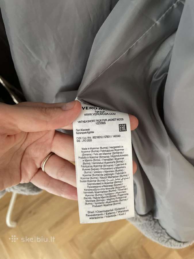 Vero Moda pilka dirbtinio kailio striukė S dydis - nuotraukos Nr. 8