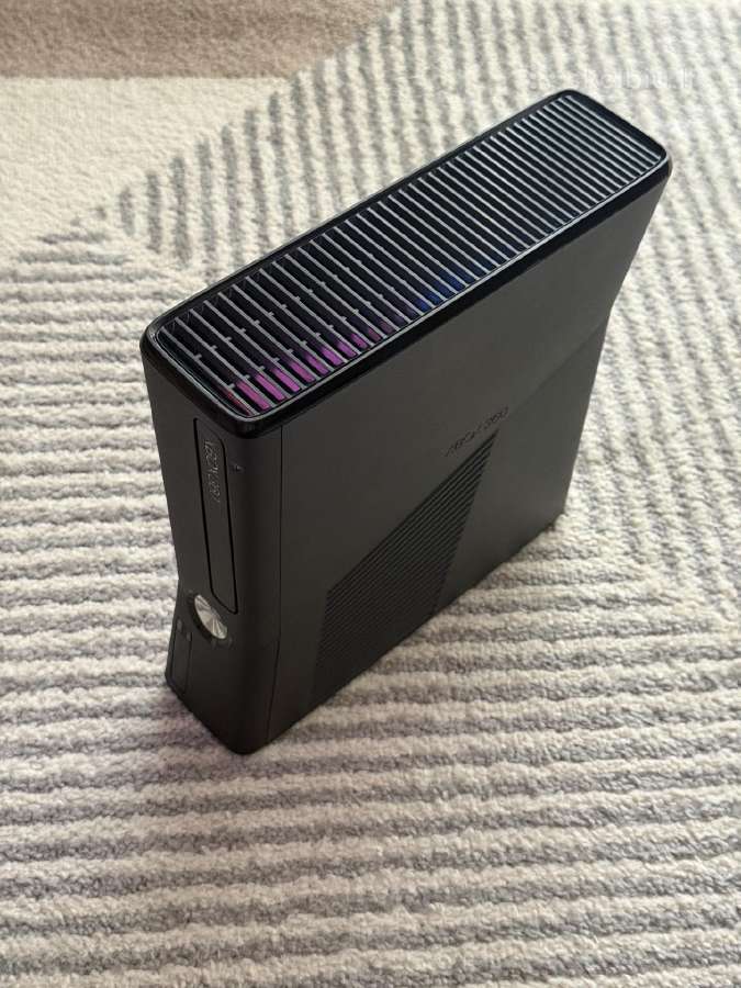 Xbox 360 500gb Zaidimu konsole - nuotraukos Nr. 3