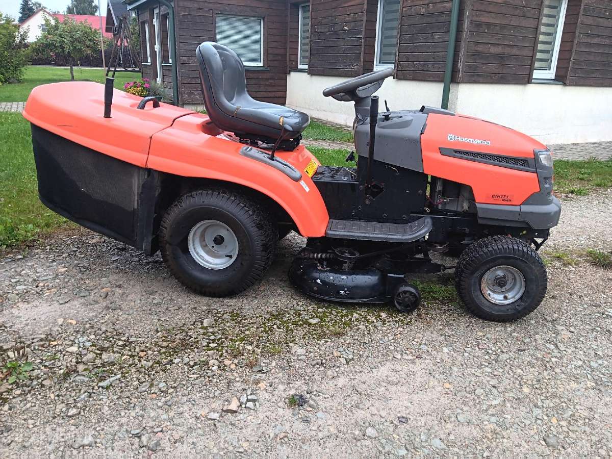 Sodo traktoriukas Husqvarna Cth171 - nuotraukos Nr. 7