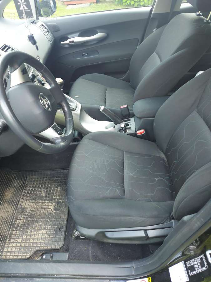 Toyota Auris - nuotraukos Nr. 3