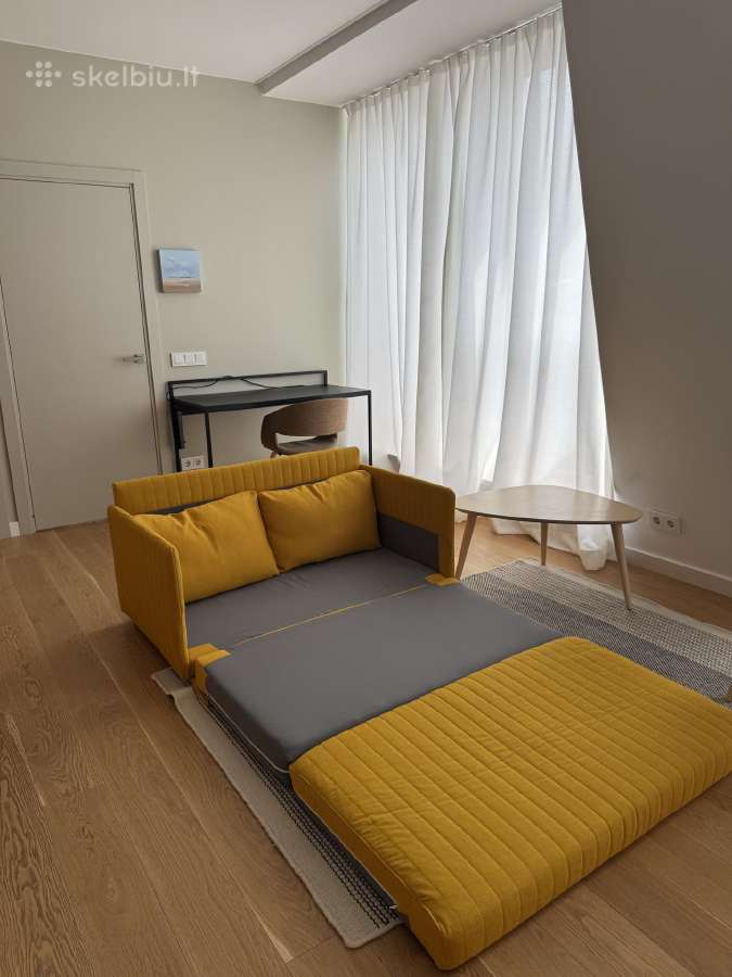 Mažai naudota dvivietė sofa su miegojimo funkcija - nuotraukos Nr. 3