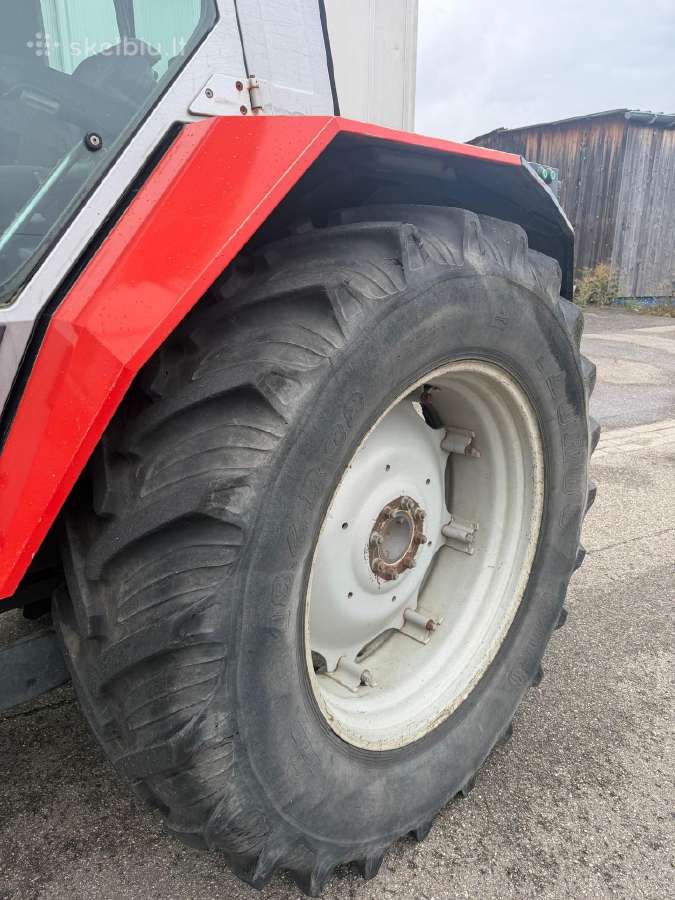 Massey Ferguson 3095 su frontaliniu krautuvu - nuotraukos Nr. 7