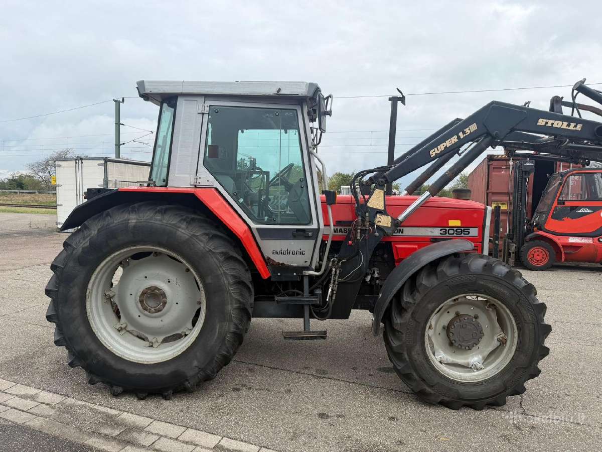 Massey Ferguson 3095 su frontaliniu krautuvu - nuotraukos Nr. 10