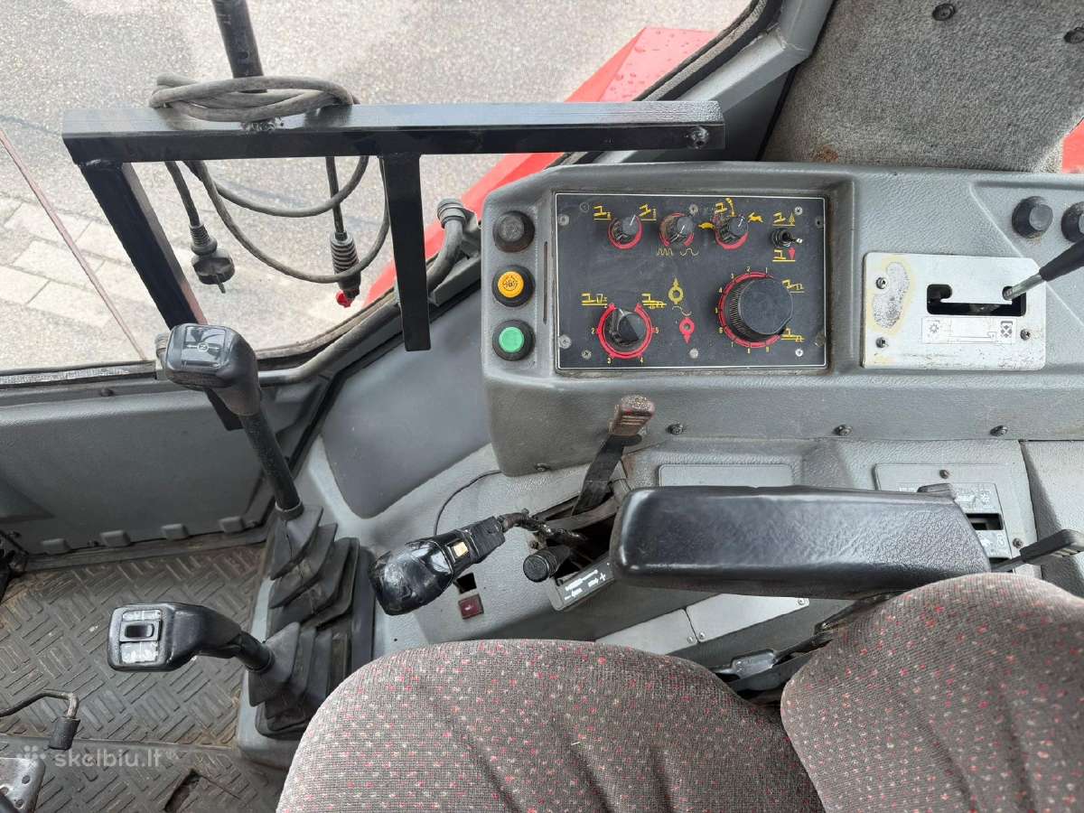 Massey Ferguson 3095 su frontaliniu krautuvu - nuotraukos Nr. 17