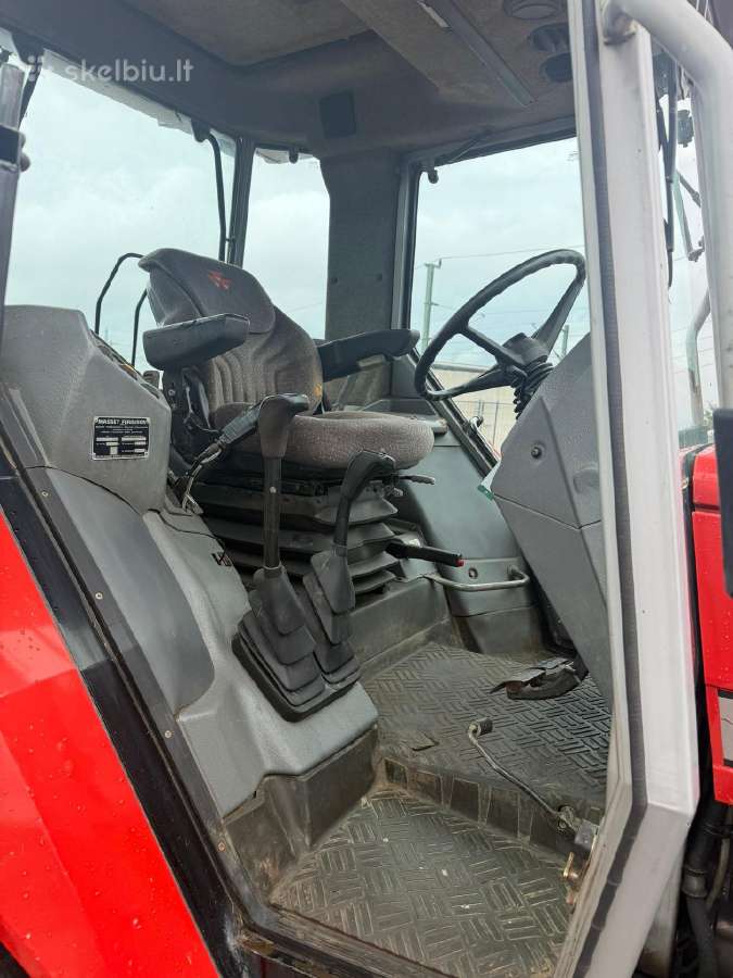 Massey Ferguson 3095 su frontaliniu krautuvu - nuotraukos Nr. 15