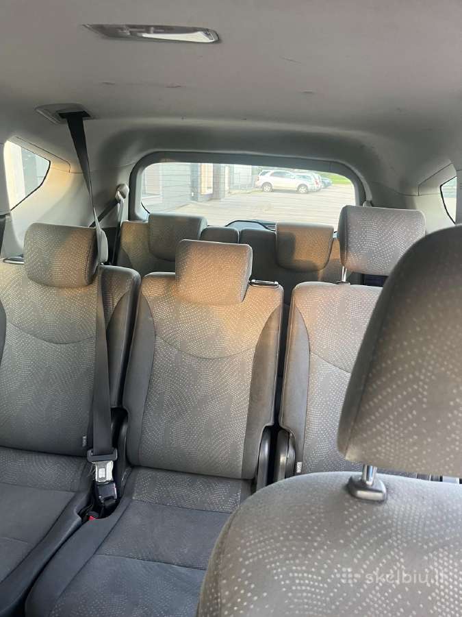 Parduodu Toyota Prius Plius - nuotraukos Nr. 5