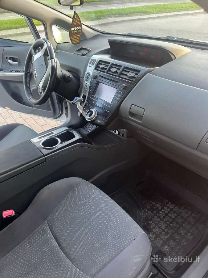 Parduodu Toyota Prius Plius - nuotraukos Nr. 6
