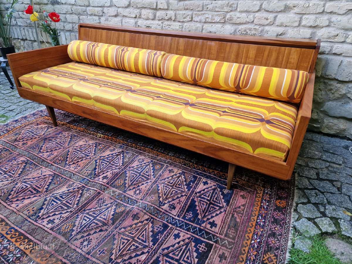 Vintažinė mid century tikmedžio sofa/lova - nuotraukos Nr. 4