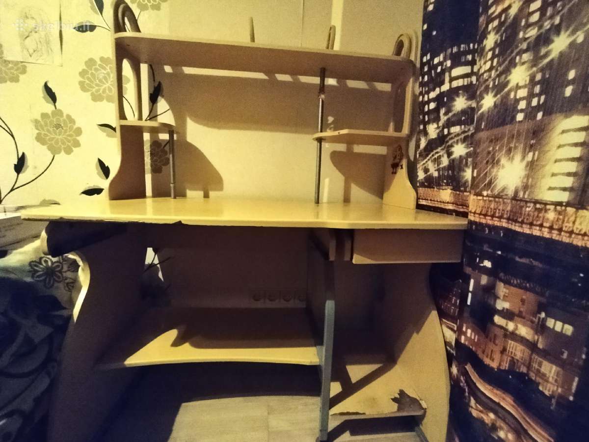 Dovanoju.rašomasis stalas - nuotraukos Nr. 2