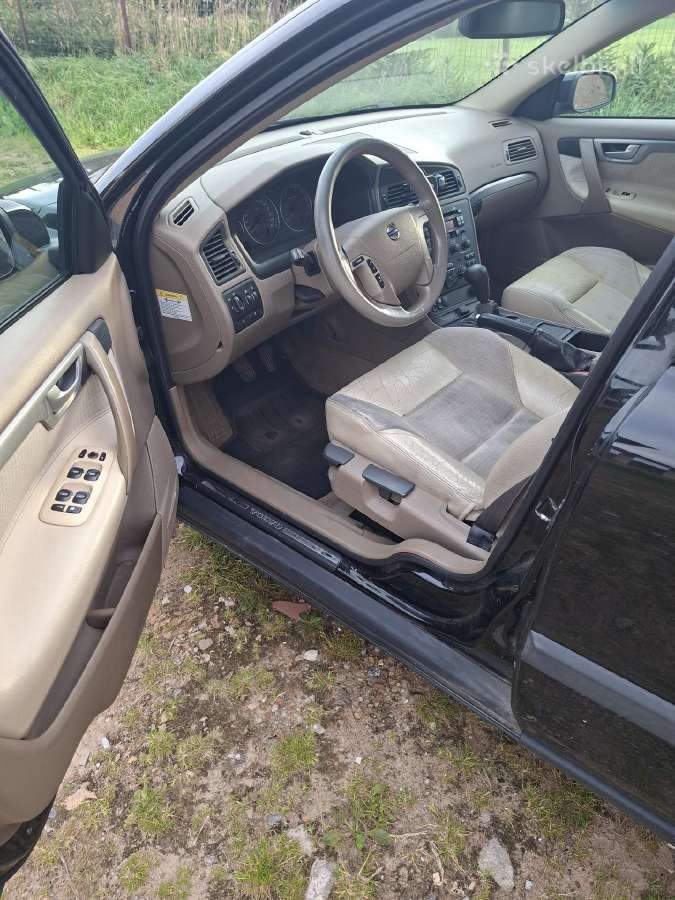 Parduodu volvo v70 - nuotraukos Nr. 4