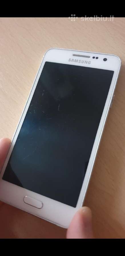 Samsung Galaxy A3 telefonas - nuotraukos Nr. 5